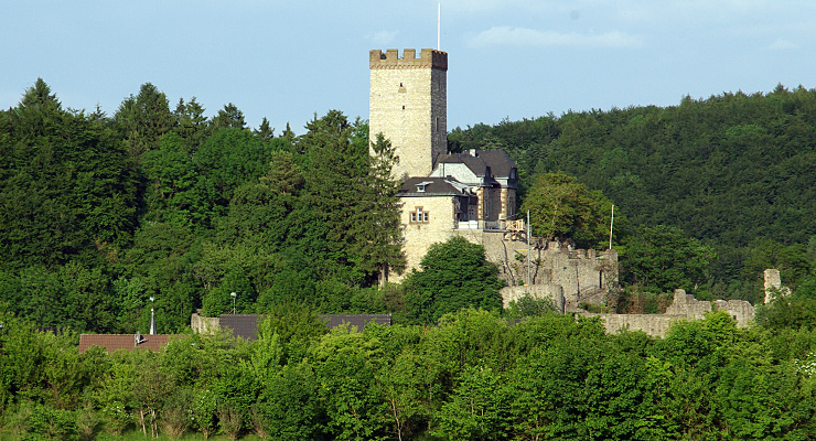 Ein lohnendes Ausflugsziel: die Kerpener Burg Die Burg Kerpen, Foto: Jochen Hank